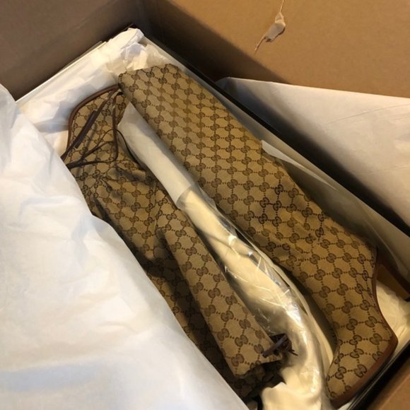 [Sold] Beige GG Canvas Mid-Heel Boots - Picture 2 of 5